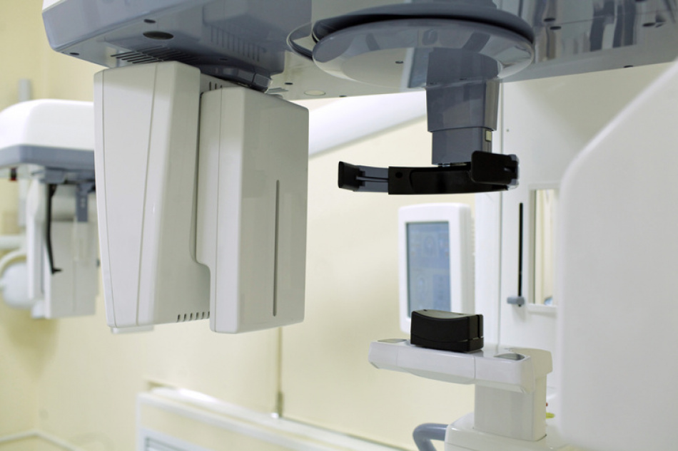 Следком начал проверку после госпитализации подростка из стоматологии в Петербурге