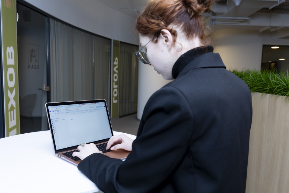 Петербуржцев предупредили о новой схеме кражи аккаунтов через Zoom