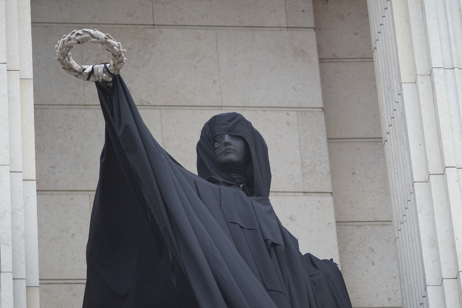 Самые загадочные уголки Петербурга: где встречают призраков и чудеса