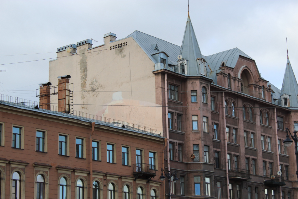 Строительство отеля на Лиговском проспекте перенесли до 2028 года