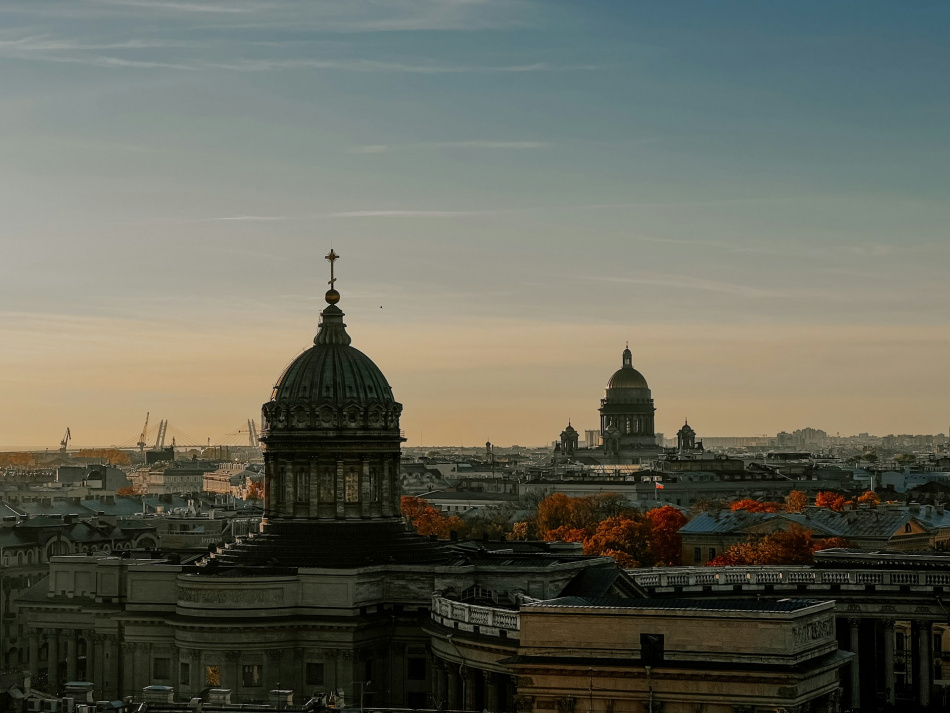 Топ-события Петербурга на этой неделе: концерт Dero Goi, шоу Евгения Плющенко и «Ночь света»