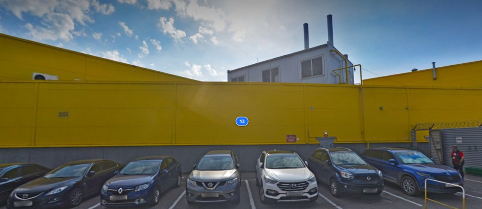 В Приморском районе загорелся торговый комплекс на Богатырском проспекте