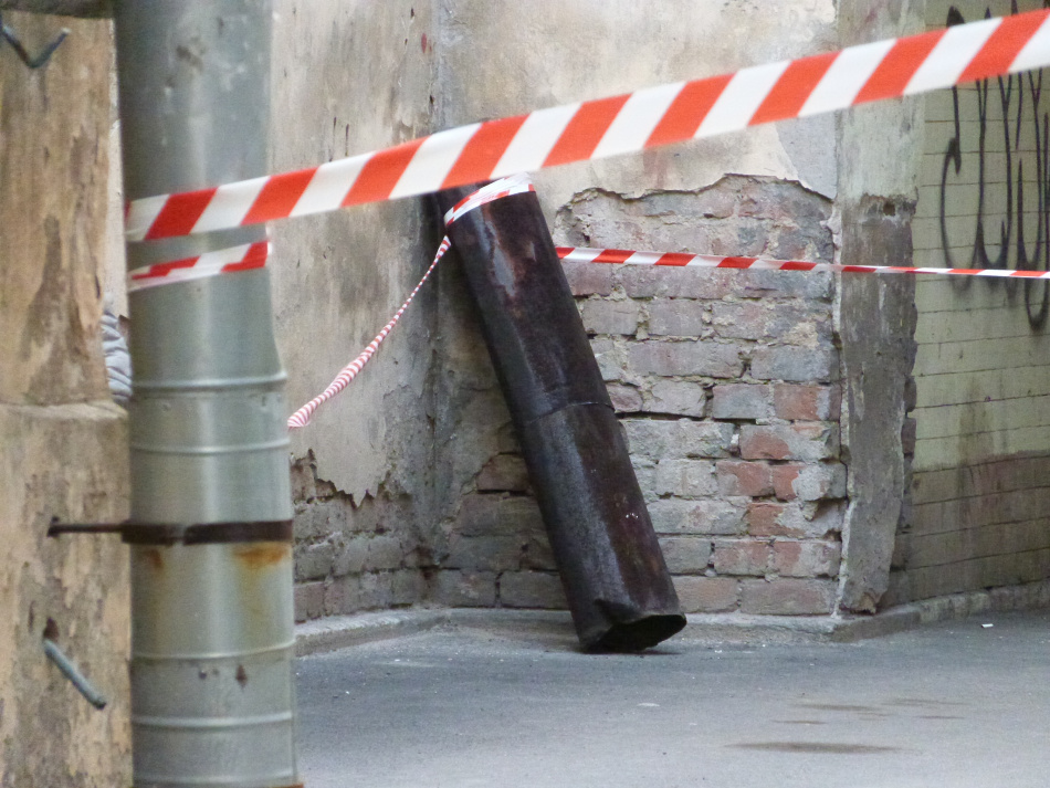 Ремонт крыши дома на 5-й линии ВО перенесен из-за провала подрядчика