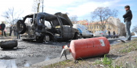 На набережной Обводного канала во Фрунзенском районе загорелся автомобиль