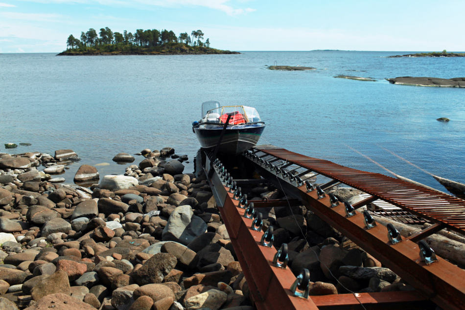 СК начал проверку после инцидента с туристами из Петербурга в Карелии