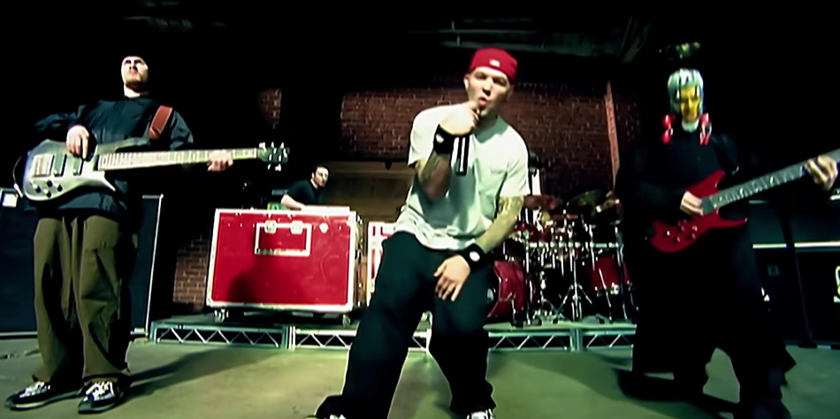Басист Limp Bizkit найден мертвым в ванной