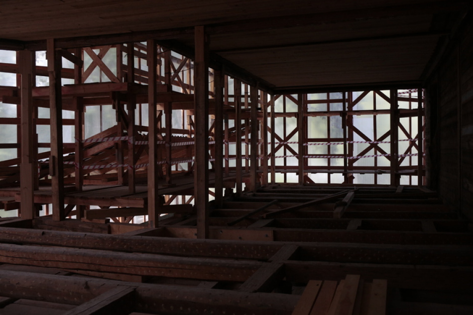 В центре Рима вновь рухнула башня Конти во время реставрации