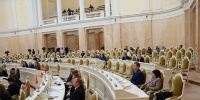 Замглаву комитета по инвестициям Петербурга отправили под суд за взятки