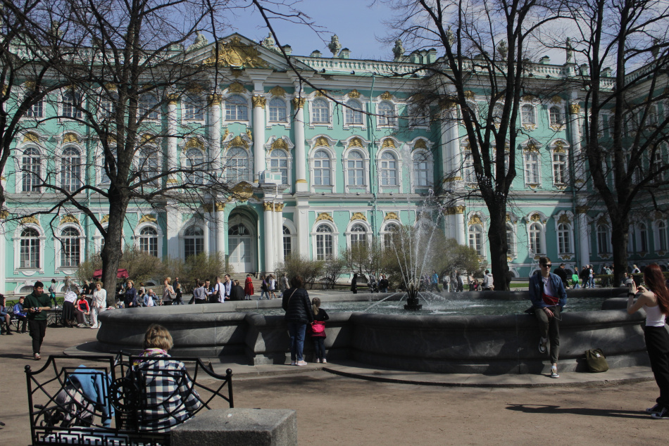 В Эрмитаже завершили восстановление уникальной буддийской настенной живописи
