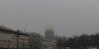 В Петербурге туман и облака скрывают город, но скоро похолодает
