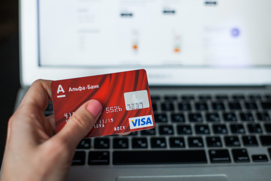 Петербуржцев предупредили о новой схеме обмана в интернет-магазинах