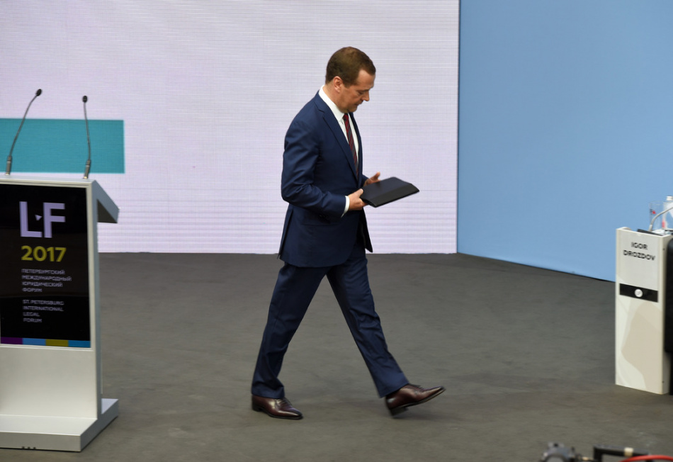 Дмитрий Медведев удостоен высшей церковной награды от Патриарха Кирилла