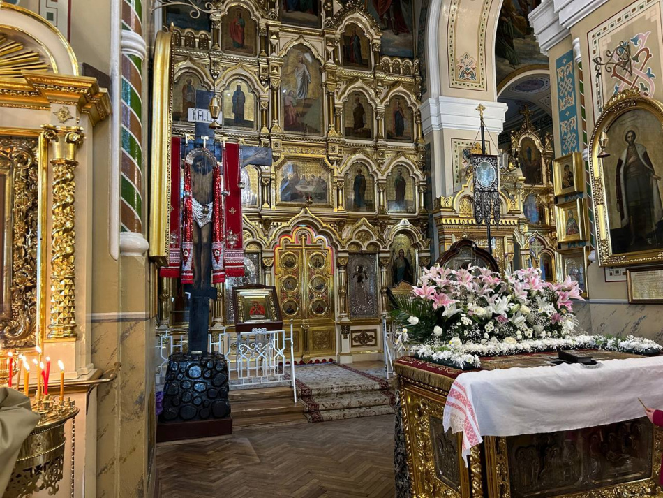 Патриарх РПЦ выступил за свободный вход в церкви для людей с собаками-поводырями