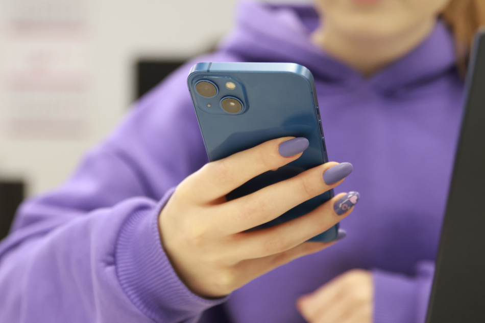 В Петербурге будут судить банду за торговлю «серыми» SIM-картами для мошенников