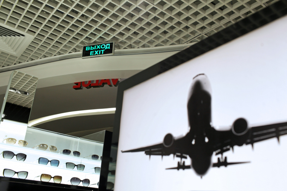 В аэропорту Владивостока задержали россиянку бросившую дочь в Таиланде
