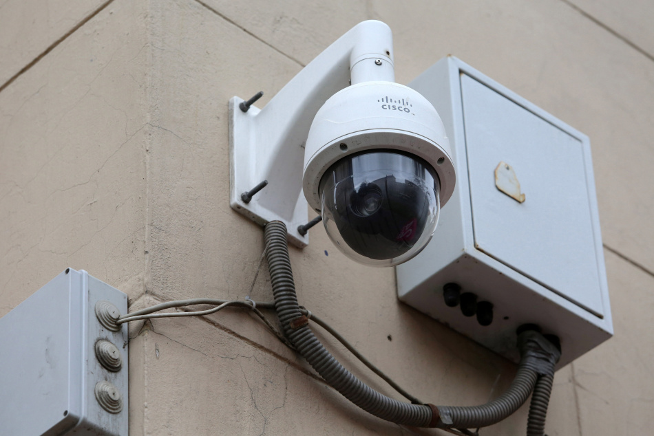 Прокуратура заставила починить камеры на переездах в четырех районах Ленобласти