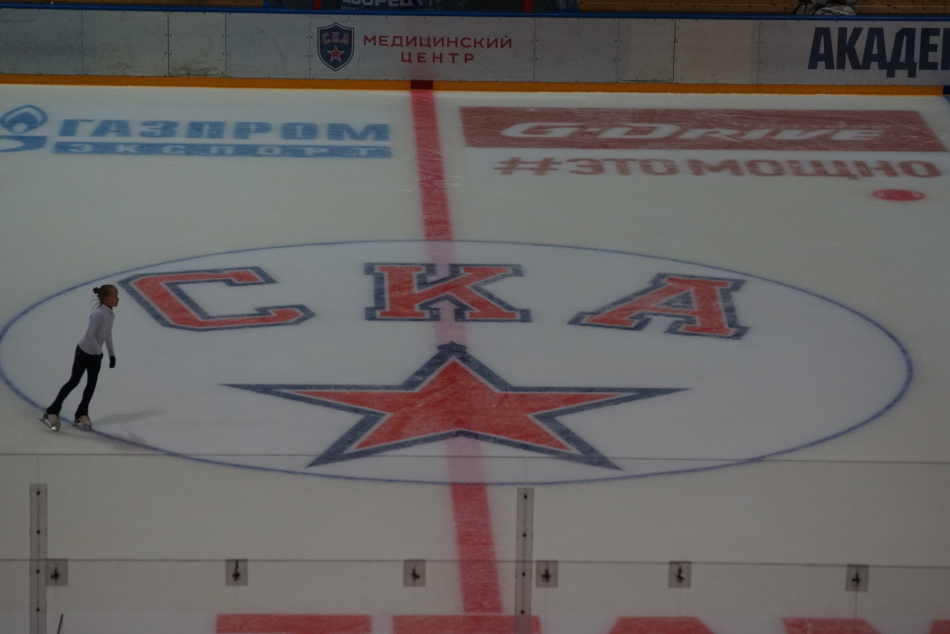 СКА уступил в Уфе и завершил серию побед в напряженном матче