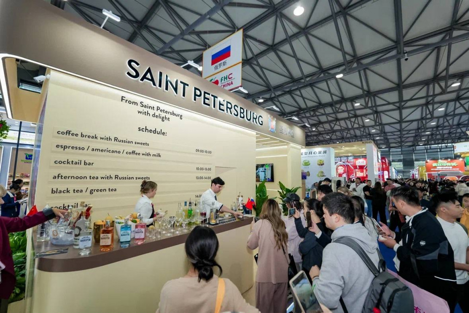 Петербургские компании представили свои продукты на выставке в Шанхае