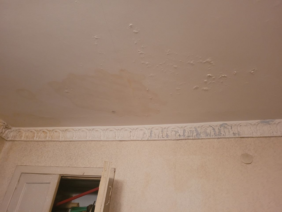 Прокуратура проверяет условия жизни 99-летнего ветерана после потопа