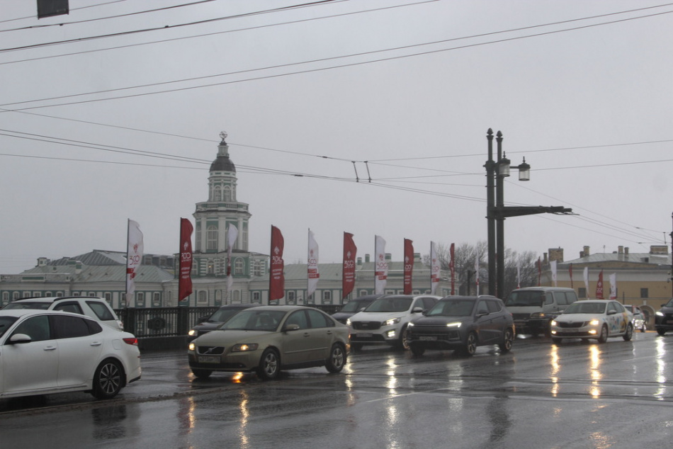 В Петербурге ожидается потепление и осадки из-за смены фронтов