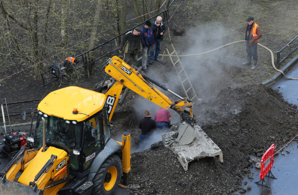 На Кораблестроителей завершили замену теплотрассы на намывных территориях Васильевского