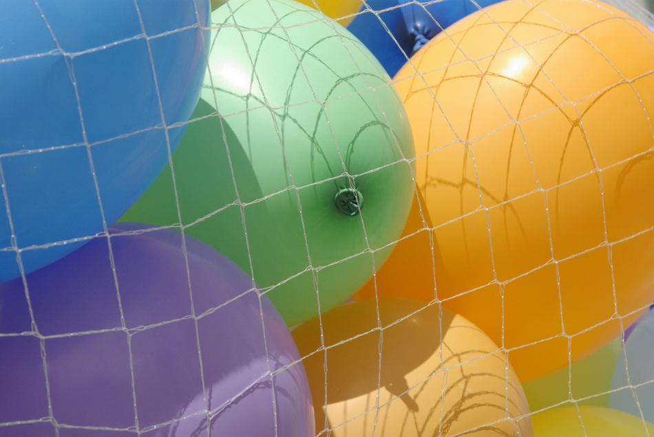 В Литве раскрыли схему доставки запрещенных товаров с помощью шаров