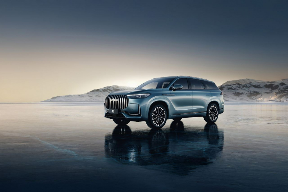 В Петербурге продажи новых SUV и кроссоверов подскочили на треть за год