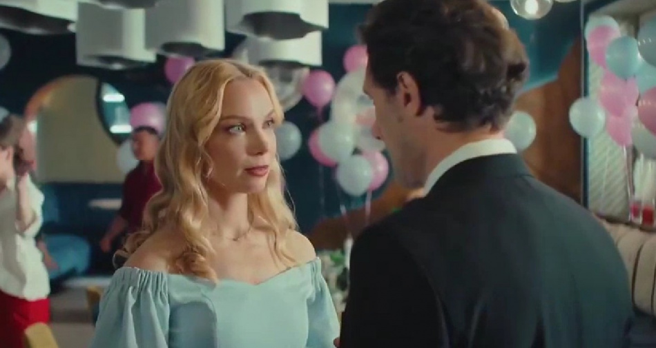 Суд отказался рассматривать иск о взыскании коммунального долга с Ольги Арнтгольц