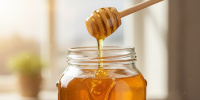Два домашних способа быстро определить подлинность меда без лаборатории