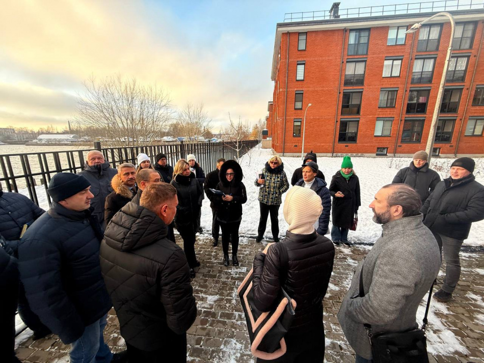 Следователи Петербурга взяли на контроль жалобы жителей Кронштадта на застройщика