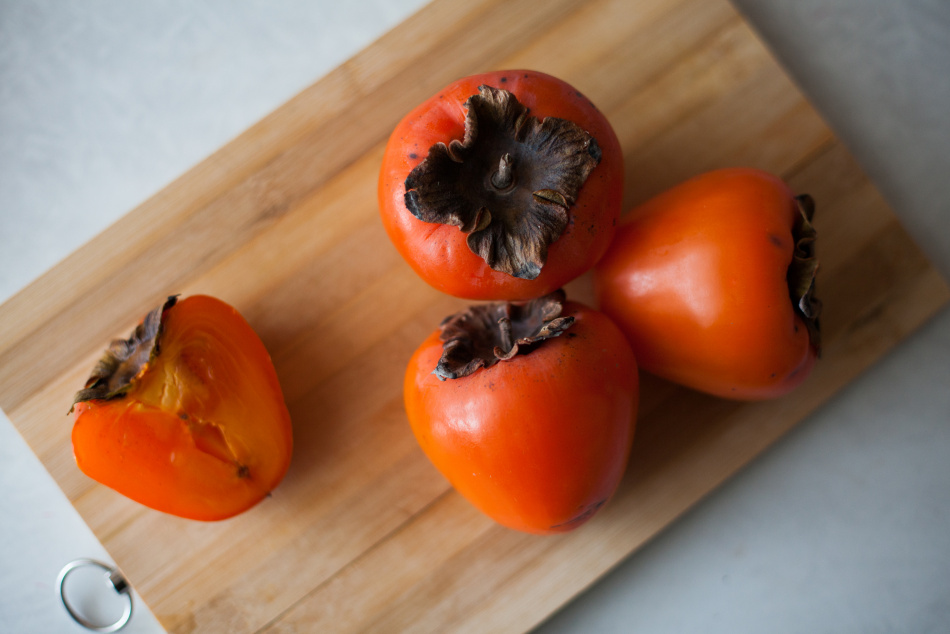 Врачи объяснили, кому хурма может навредить и когда стоит отказаться