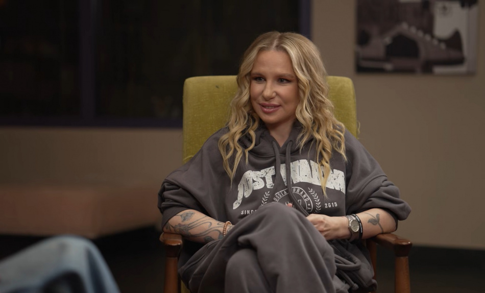 Валерия Гай Германика раскрыла причины развода и ранней беременности дочери