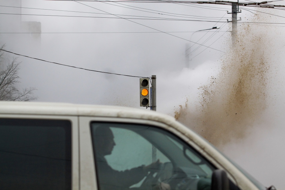 В одном из корпусов РГПУ им. Герцена устраняют последствия аварии на трубопроводе