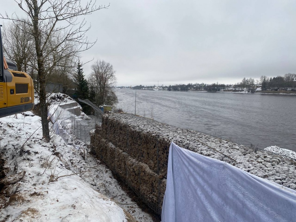 Рабочий погиб на объекте водоочистки в Волхове при выполнении высотных работ