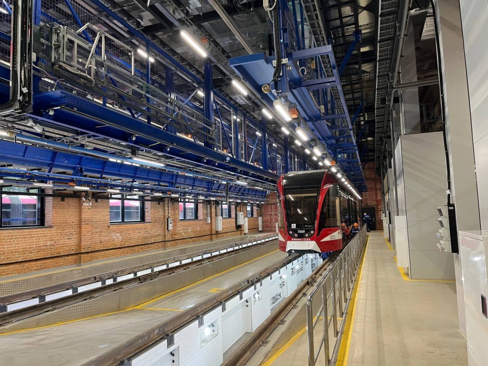 В Петербурге внедряют умные светофоры для трамваев и троллейбусов