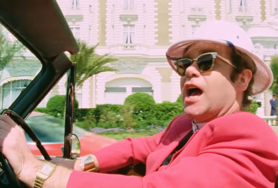 Элтон Джон столкнулся с тяжелой потерей зрения и готовится к новому шоу