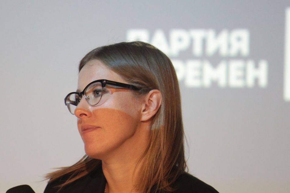 Собчак и Лолита оказались в центре расследования из-за рекламы недвижимости на Бали