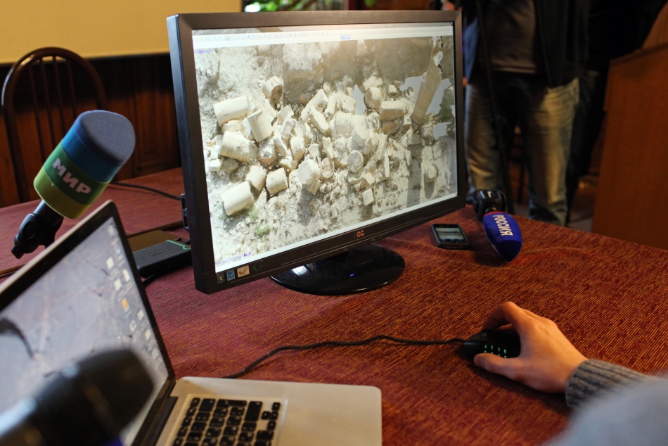 На дне Иссык-Куля нашли руины средневекового города и древнее кладбище