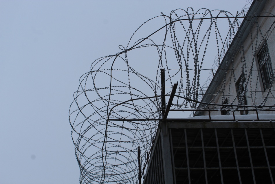 Бывший инспектор ДПС из Петербурга отправлен в колонию за коррупцию и обман