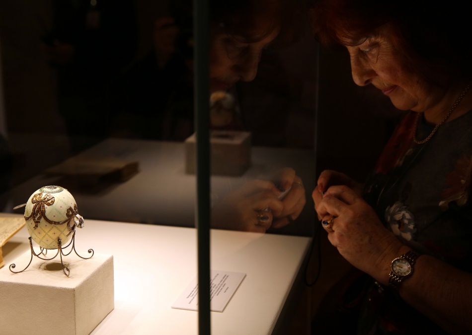 Редкое пасхальное яйцо Фаберже установило новый рекорд на аукционе