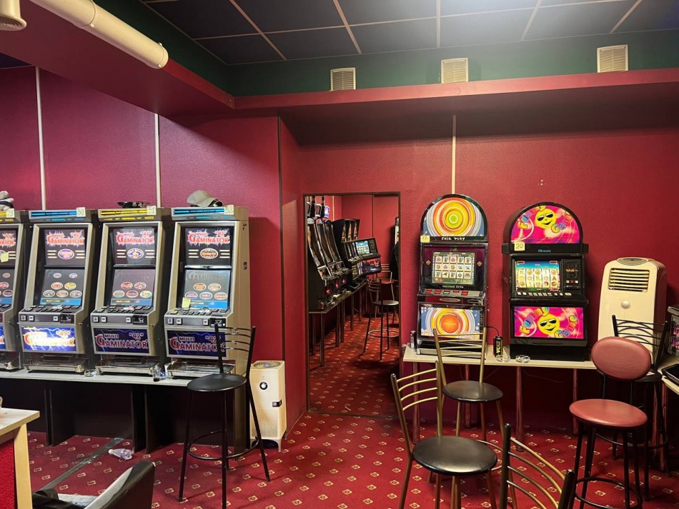 В Петербурге накрыли подпольное казино в квартире на улице Асафьева