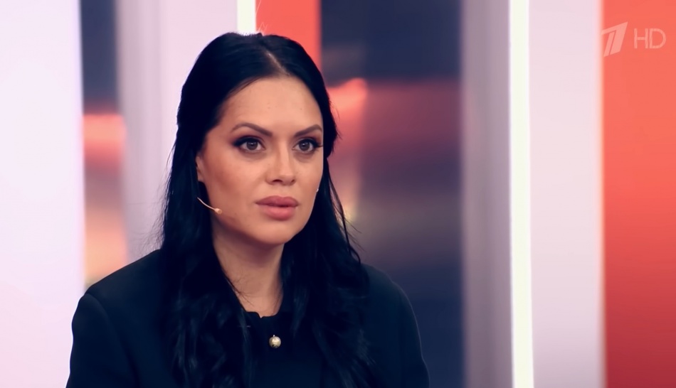 Бывшая супруга миллиардера борется за долю в империи и роскошный особняк