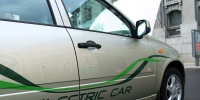 В Петербурге продлили налоговые льготы для электромобилей и газовых авто