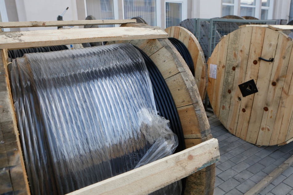 Почти тысяча километров нелегальных ВОЛС выявлена в пригородах Петербурга