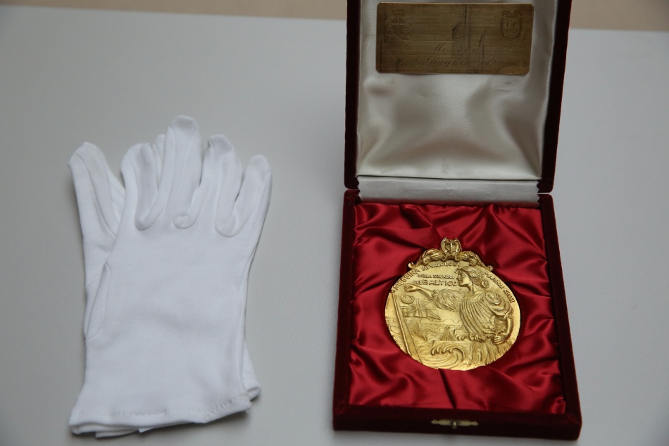 Рост цен на золото ускоряется на фоне подъема добывающей отрасли