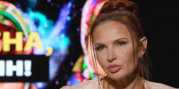 Эвелина Бледанс выбрала необычный подарок для шеф-повара Ивлева на выставке