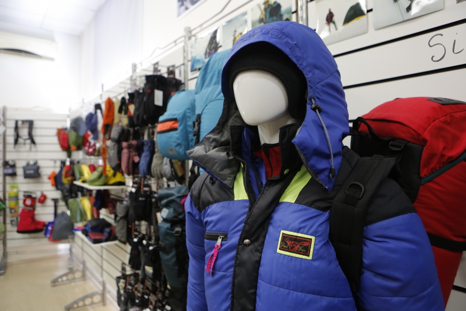 Названы 10 стильных способов носить многослойность этой зимой и выглядеть современно