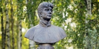 Историк Яковлев объяснил, почему Есенин оказался на грани трагедии