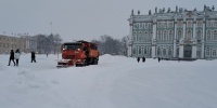 В Петербурге вывезли больше 2 тысяч кубометров снега с дворов и проездов