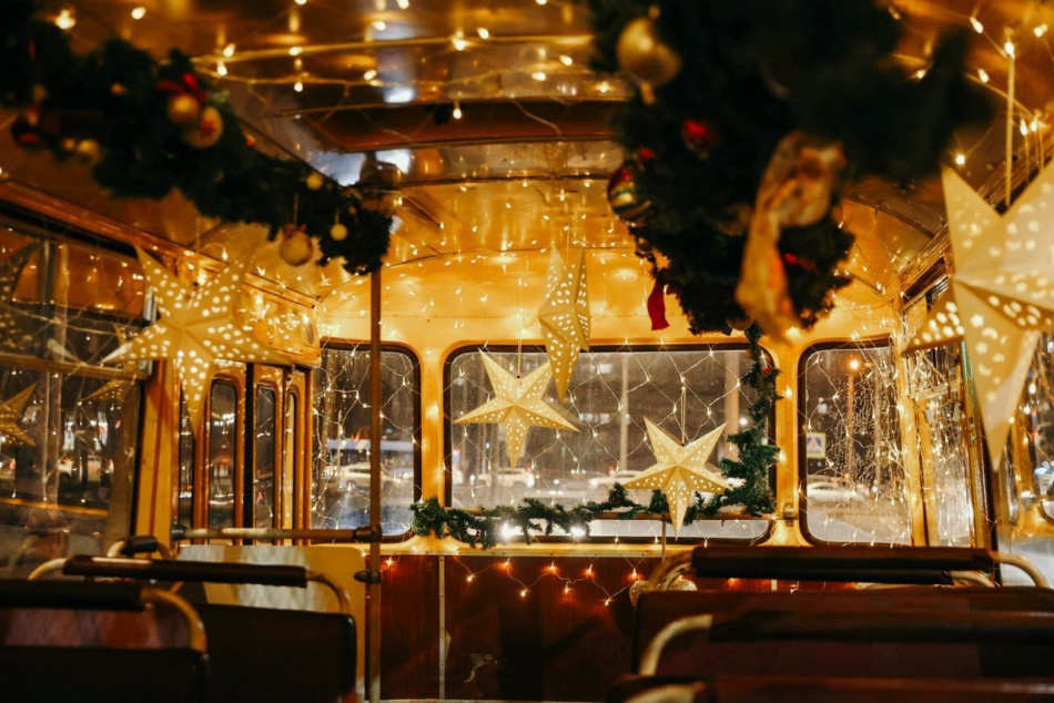 Транспорт Петербурга и области готов к новогодним каникулам и наплыву гостей